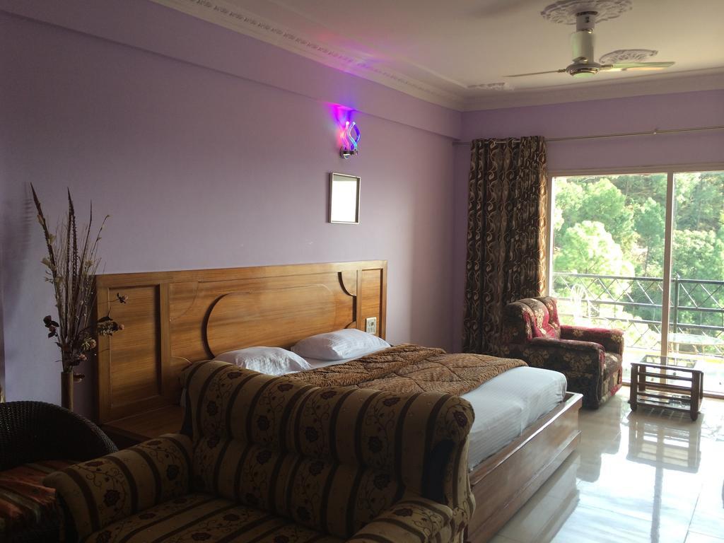 Hotel Shivalik Kasauli Exteriér fotografie
